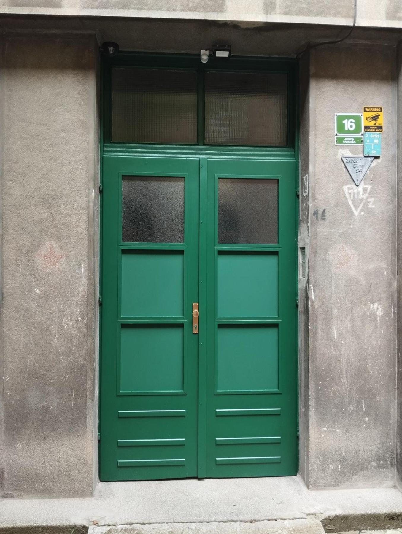 Potkrovlje U Centru Saraievo Exterior foto
